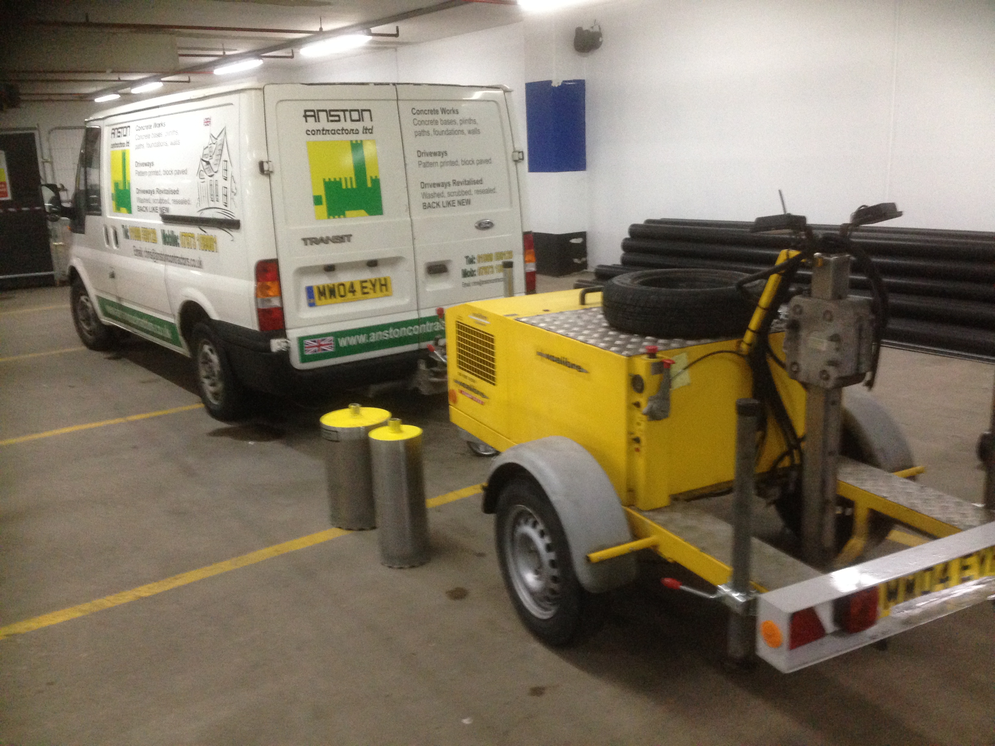 E1